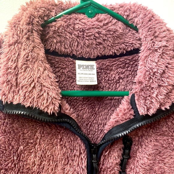 VS PINK plush pullover lavender - Picture 2 of 3